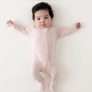 Kyte Baby Zippered Footie in Blush